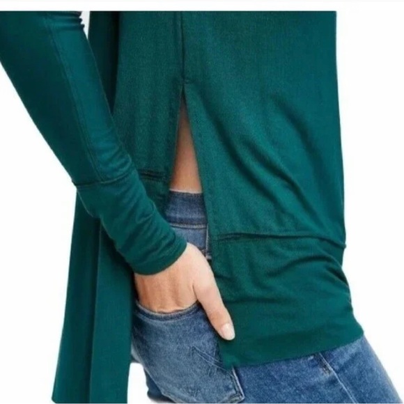 Free People We The Free Luna Green Side Slit Long Sleeve Tee - Picture 4 of 5